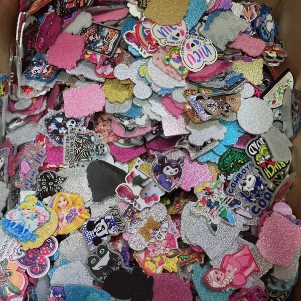 68e7d9fd661b8b0e39d99abcd1d2d874_A6746FF3-B576-41DA-A62B-7773C7611B45_v=1737030815&width=713 Glitter Acrylic Random Mixed